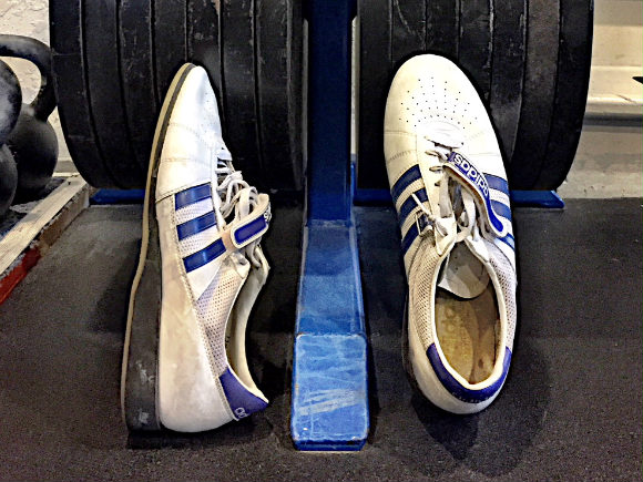 indoor soccer shoes for weightlifting